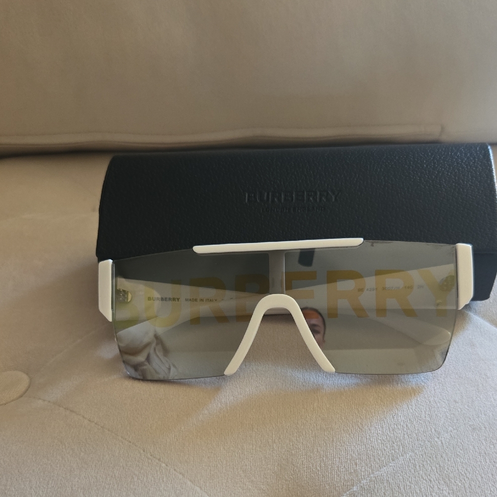 Burberry Gold and White Glasses with Sleek Design